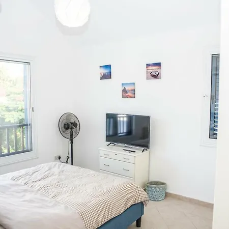 Luxury Seaview Apollo *